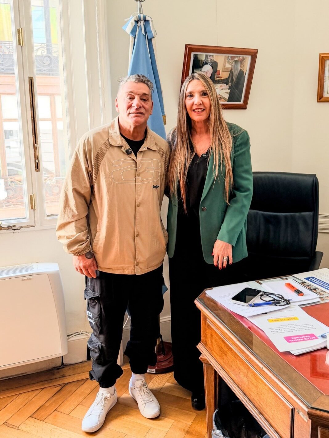 Claudio Turco García y Claudia Negri - prevención de consumos problemáticos El Turco García junto a la legisladora porteña Claudia Negri