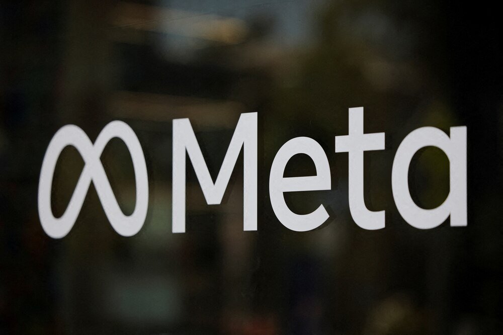 Logotipo de Meta en un edificio; imagen de archivo
